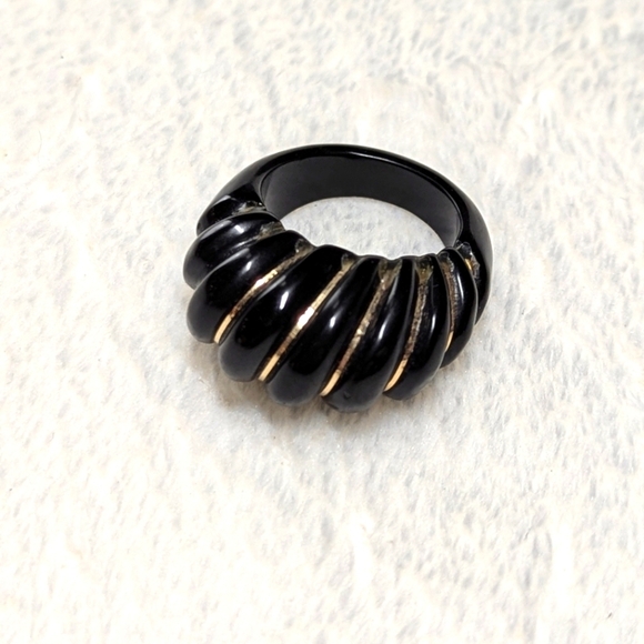 Vintage Rare Women's 70s Black Onyx Dome Ring and 14k Gold Thread - Picture 4 of 9